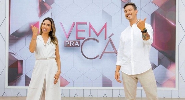 Patrícia Abravanel e Gabriel Cartolano são apresentadores do "Vem Pra Cá" (Reprodução)
