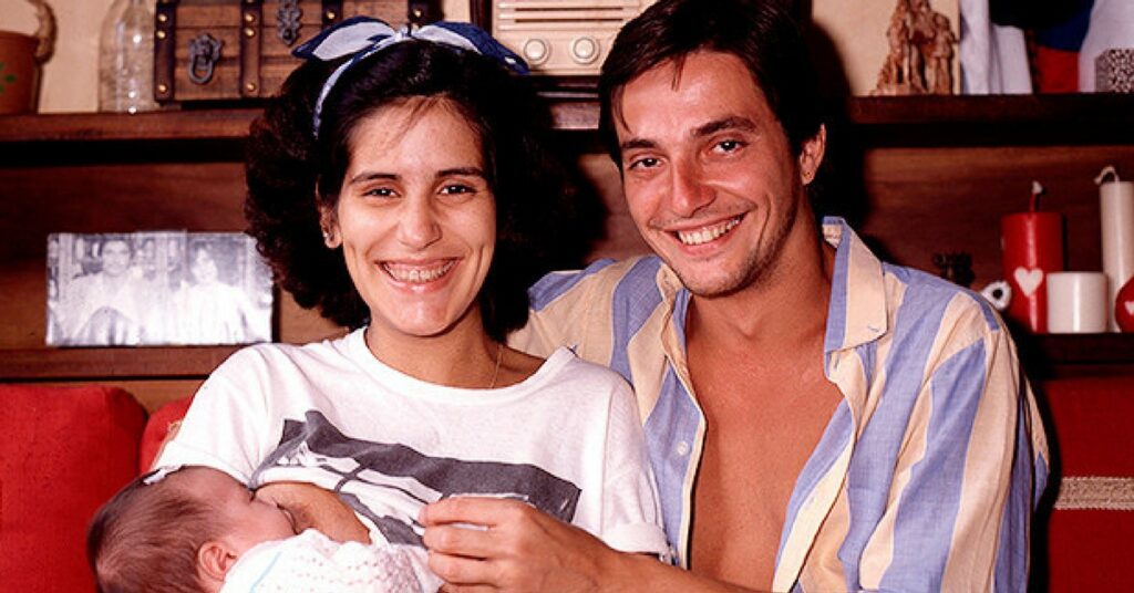 A atriz da Globo, Glória Pires ao lado de seu ex-marido, Fábio Jr e Cleo (Foto: Reprodução)