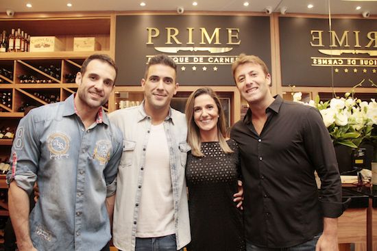 André Marques e amigos em sua "boutique de carnes" a "Prime" (Foto Reprodução/Internet)