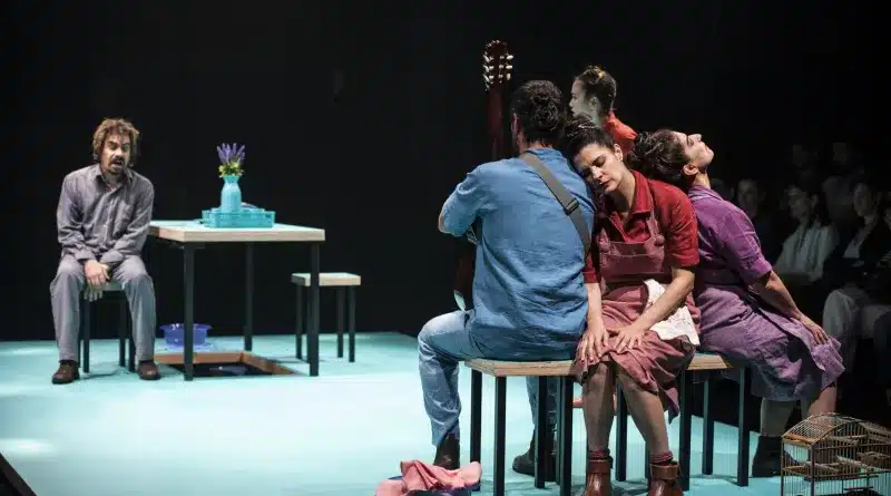 A peça "Cordel do Amor sem Fim" será adaptado para as telinhas do cinema (Foto Reprodução/Veja São Paulo)