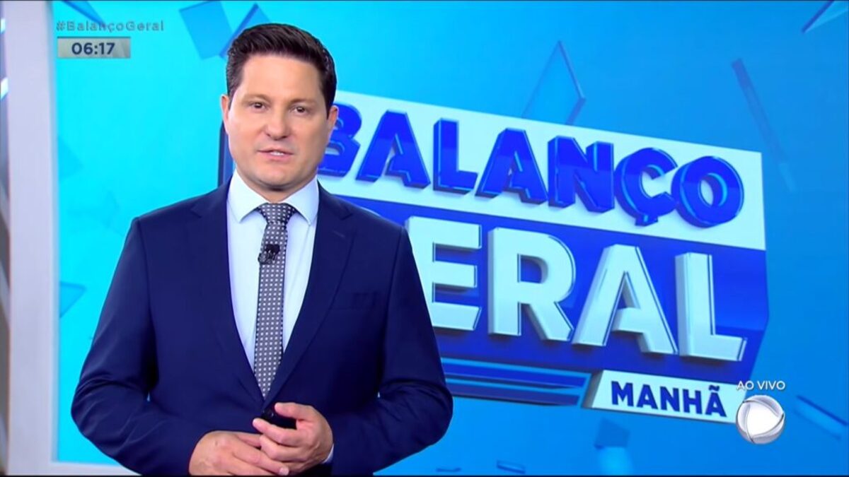 Eleandro Passaia apresentador do Balanço Geral da Record TV erra e fala Globo