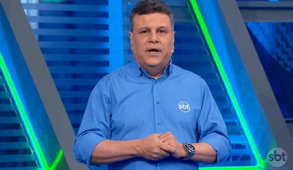 Téo José é apresentador e narrador na emissora de Silvio Santos 