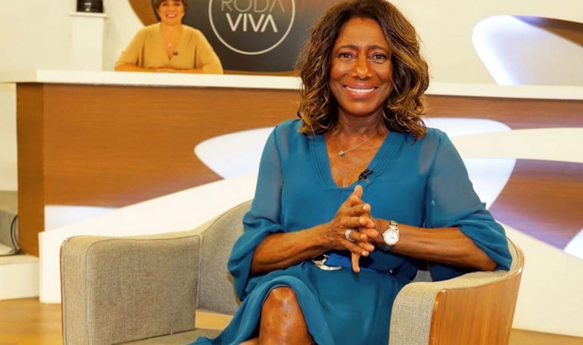 A famosa apresentadora da Globo, Gloria Maria recebeu homenagem no Fantástico (Foto: Reprodução)
