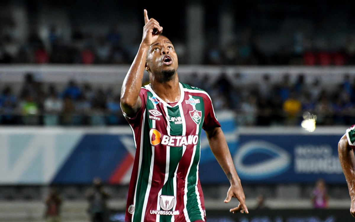 Keno destaca não ter pressa para marcar o primeiro gol no Fluminense