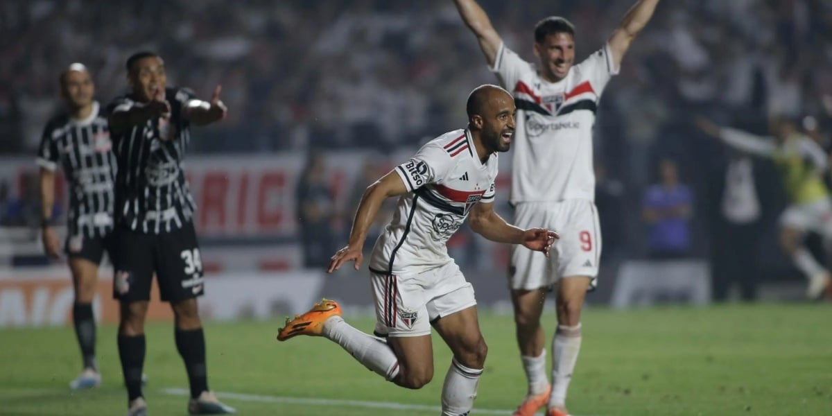 Lucas Moura comemorando o gol que marcou pelo São Paulo sobre o Corinthians (Imagem Reprodução Internet)